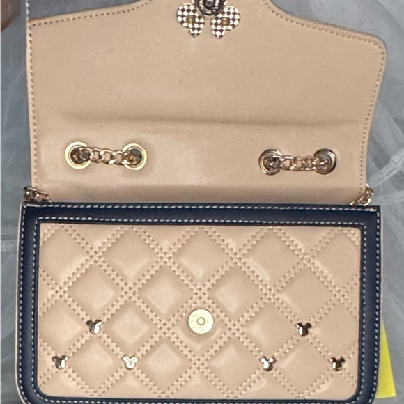 Disney Tan and Gold Crossbody or Shoulder  Bag with Quilted Design Minnie Mouse - Picture 8 of 14